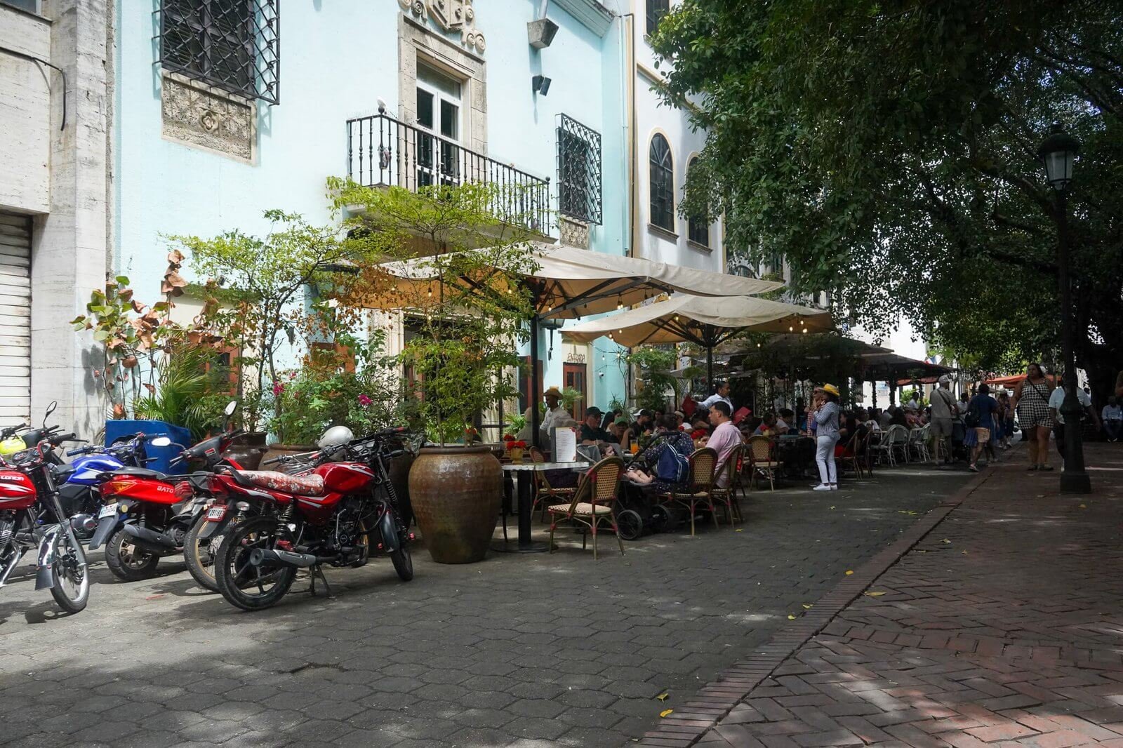 ART00050-1.jpg