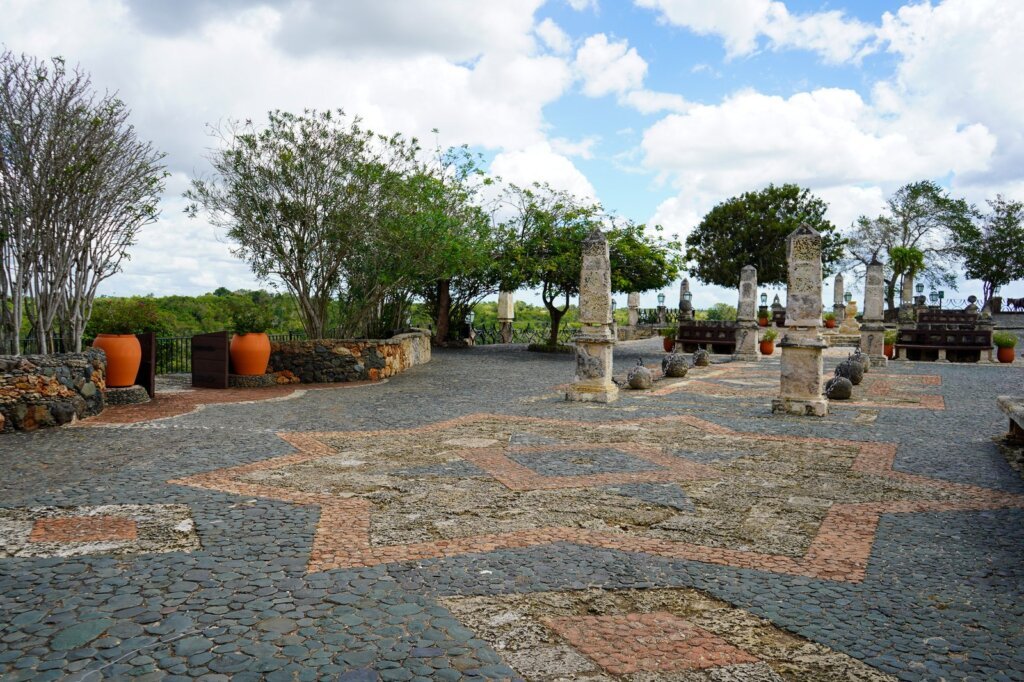 ART00176-1.jpg
