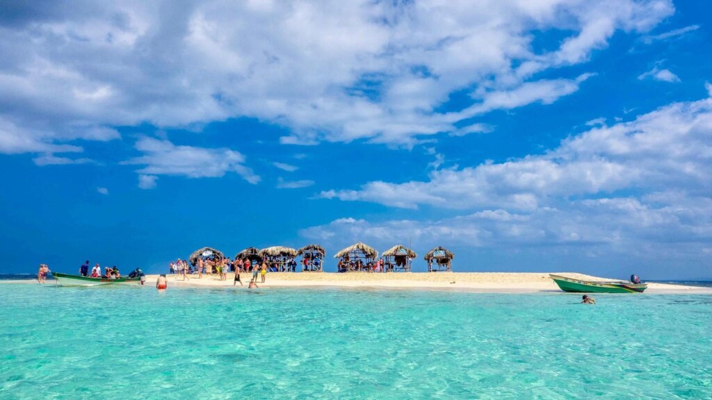 cayo-arena-01-scaled.jpg