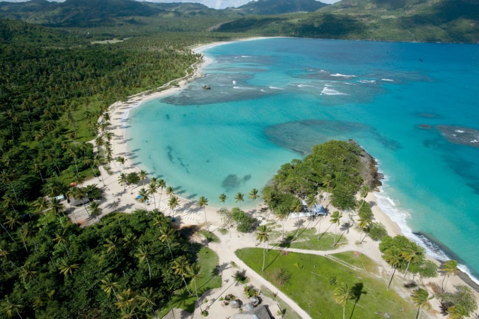 playa-rincon-samana.jpg